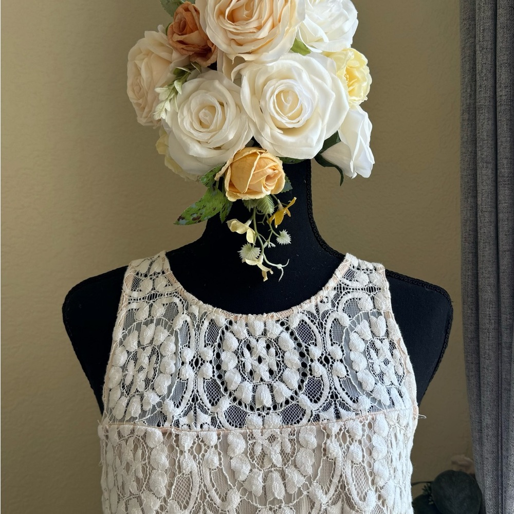 Free People Women's Cream Crochet Overlay Mini Summer Dress - Size Small. EUC - Picture 2 of 14